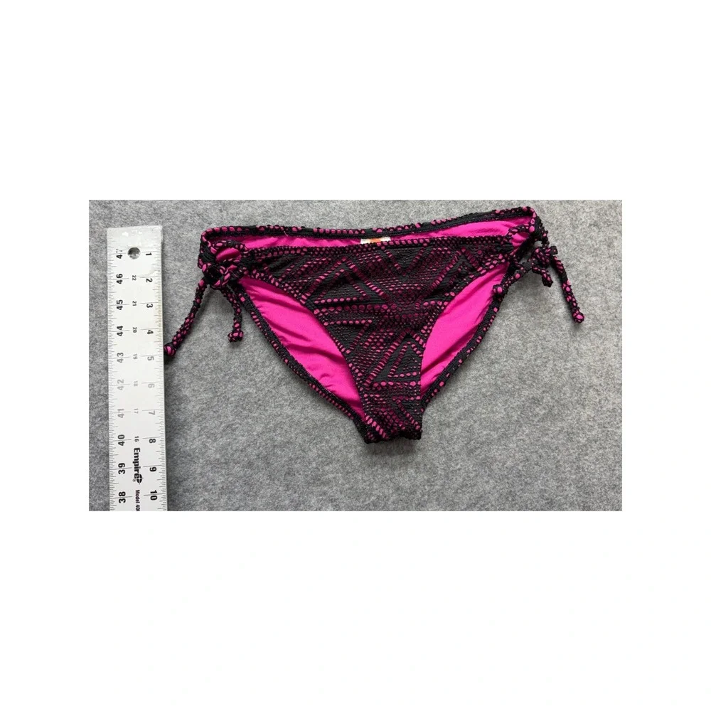 Roxy Girl Pink Black Crochet Geometric Triangle Bikini Set Swimsuit XS? Beach